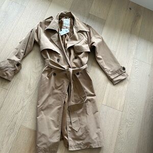 Abercrombie and Fitch brand new with tags tan trenchcoat